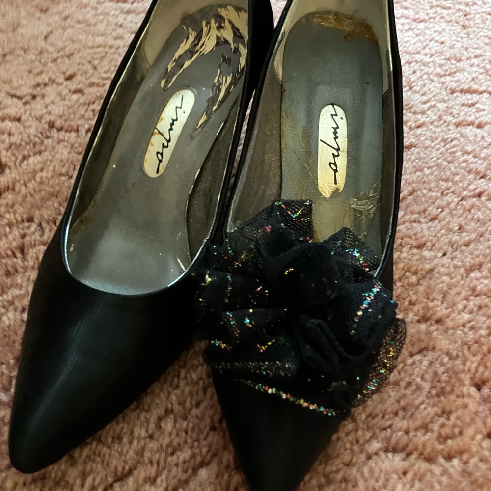 Impo Black Pointed-Toe Pumps with Sparkle Bow